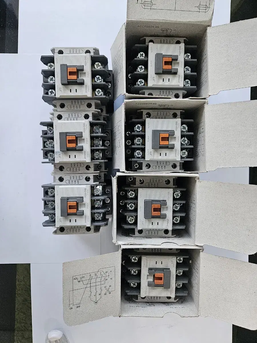 LS일렉트릭 MC-40a AC220V 전자접촉기 마그네트 MC40a